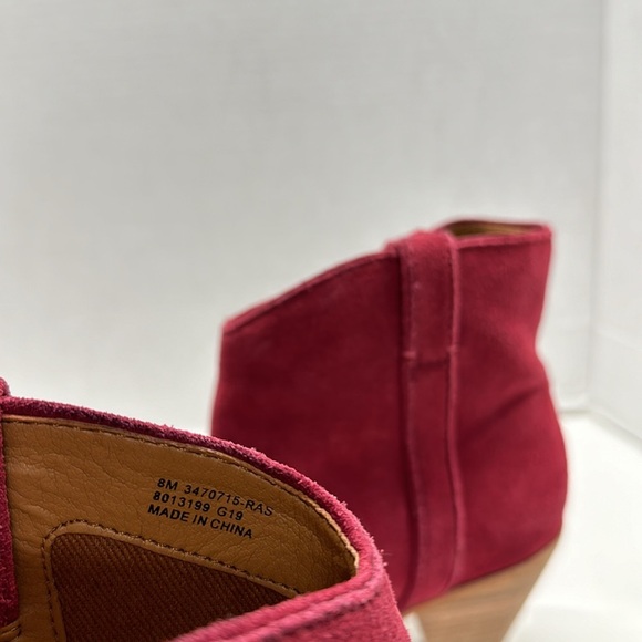 Frye Marley Ankle Boot Heeled Bootie Pull Tab Suede Shoes Raspberry Red Size 8 - Picture 6 of 9
